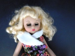 tonner blonde print tops
